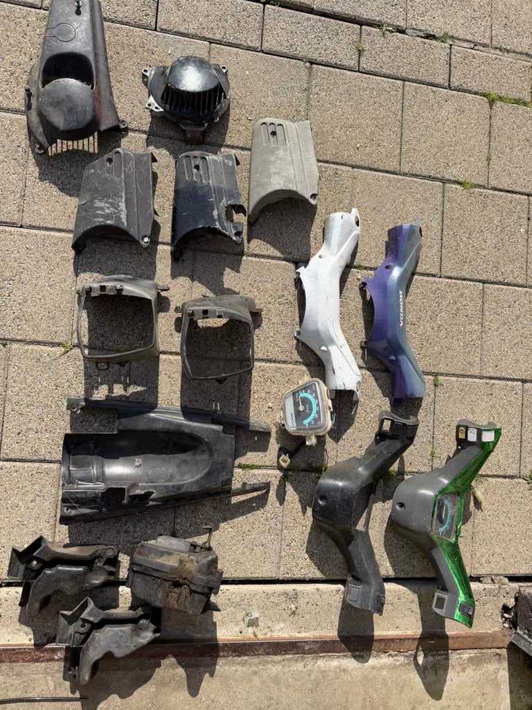 Lotje honda wallaroo kappen, Enlèvement ou Envoi, Capot