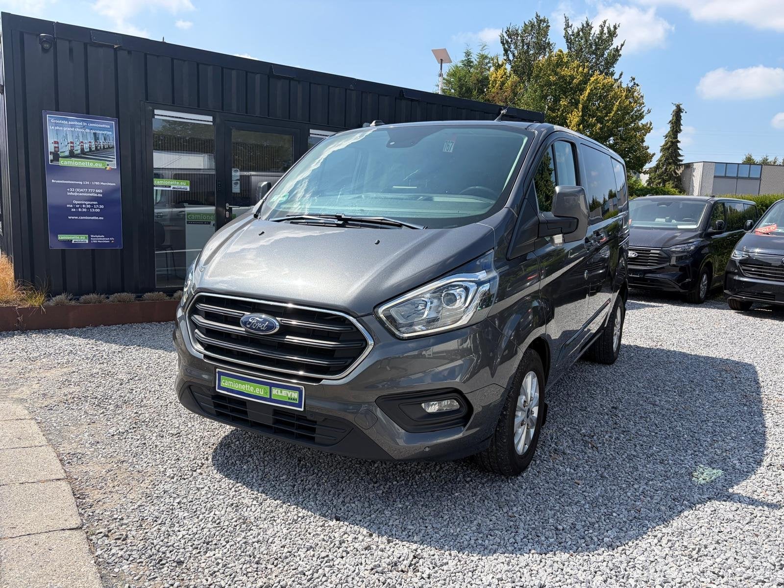 Ford Transit Custom 300 2.0 TDCI L1H1 Limited DC, Autos, Camionnettes & Utilitaires, Cuir, Argent ou Gris, Achat, 1750 kg