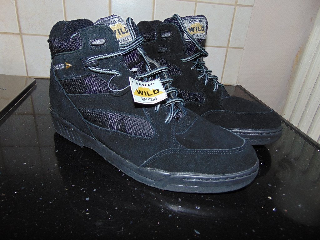 Hoge schoenen Dunlop nieuw, Kleding | Heren, Schoenen, Ophalen of Verzenden, Nieuw, Zwart