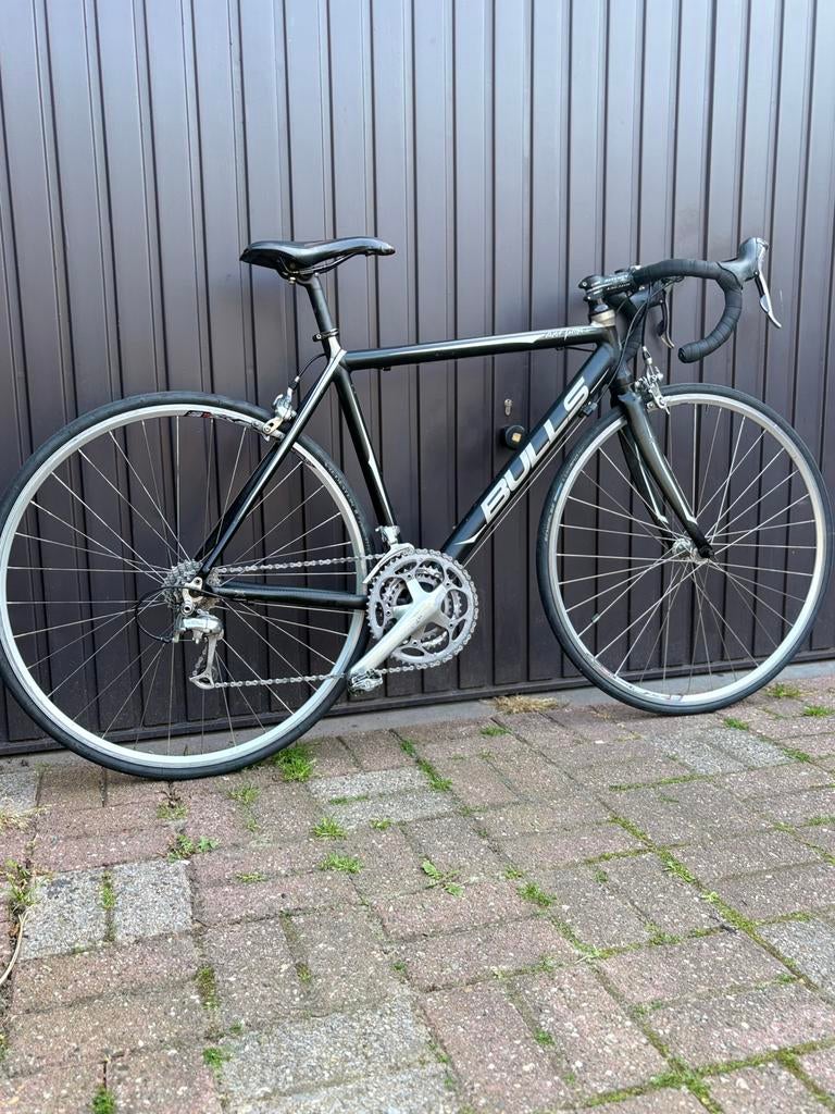 Koersfiets Bulls, Fietsen en Brommers, 28 inch, Gebruikt, Velgrem, Aluminium