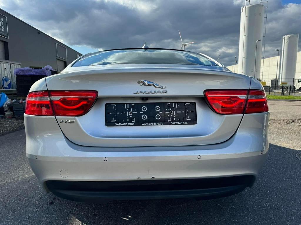 Export de la Jaguar XE 2.0D E-Performance Prestige 6b, Autos, Jaguar, Argent ou Gris, Achat, Euro 6, Entreprise