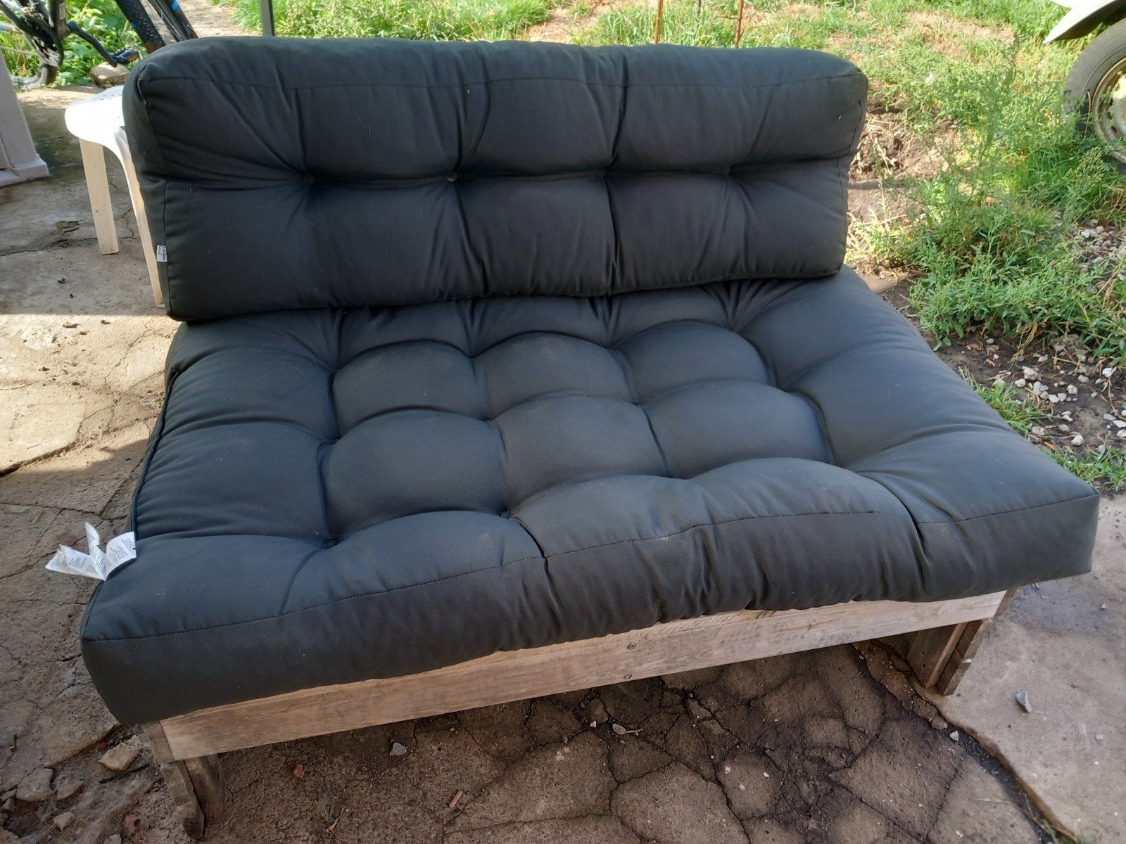 fauteuil en palette et ses coussins, Enlèvement