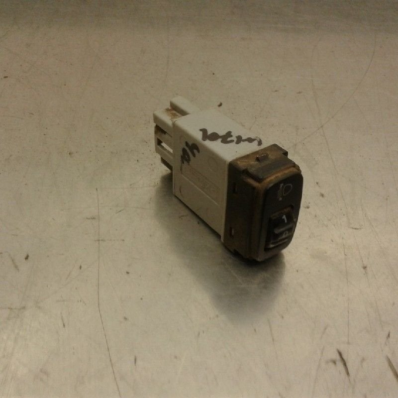 KOPLAMP IHV SCHAKELAAR Mitsubishi L-200 (01-1986/12-2015), Gebruikt, Mitsubishi