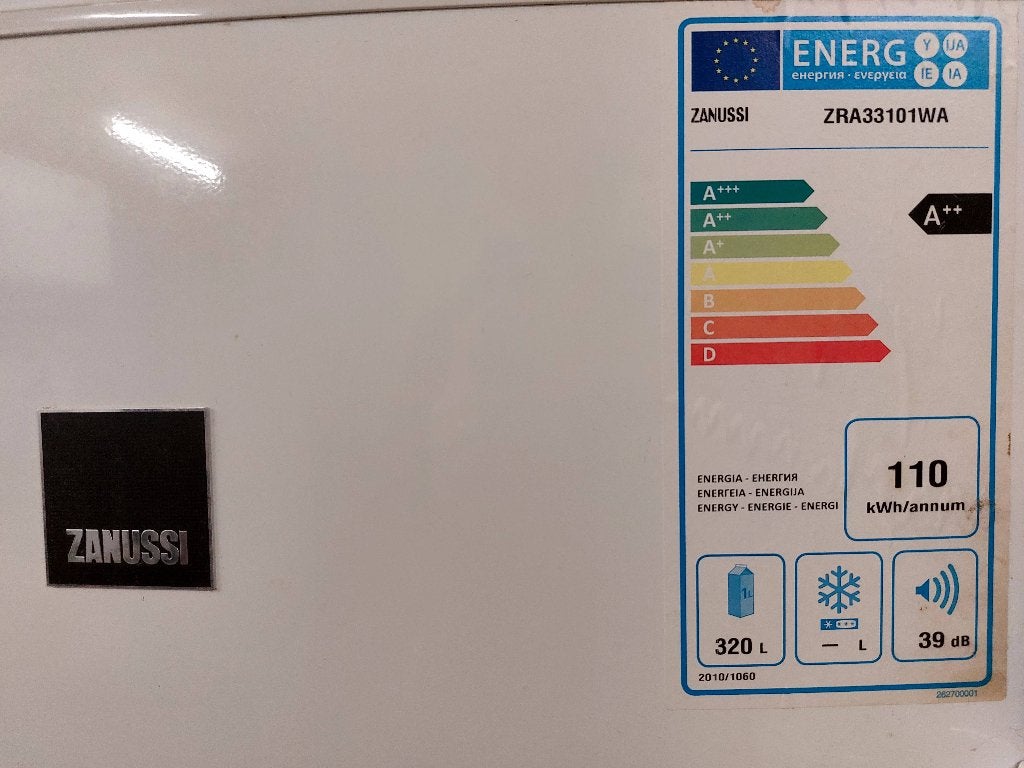 Réfrigérateur Zanussi 252 litres, Electroménager, Réfrigérateurs & Frigos, Utilisé, Sans bac à congélation, 200 litres ou plus