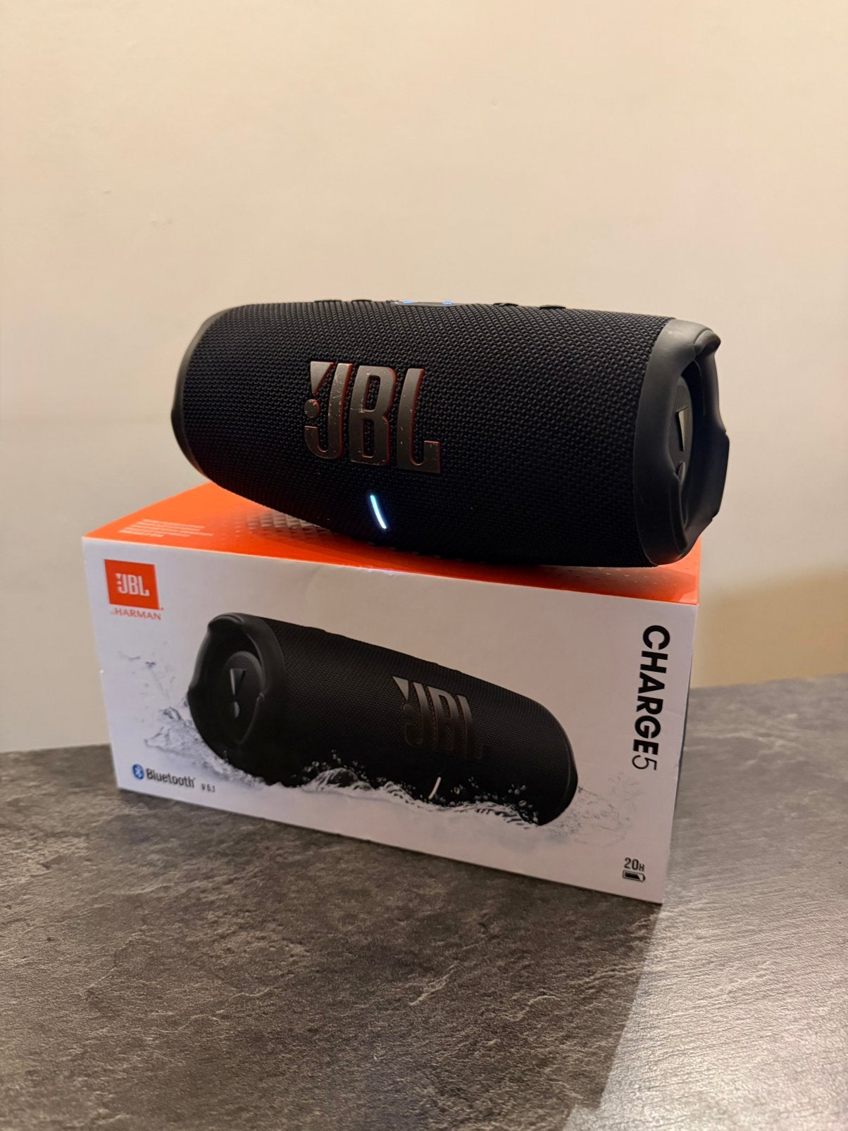JBL CHARGE 5, Moins de 60 watts, JBL, Enceinte de fête, Comme neuf