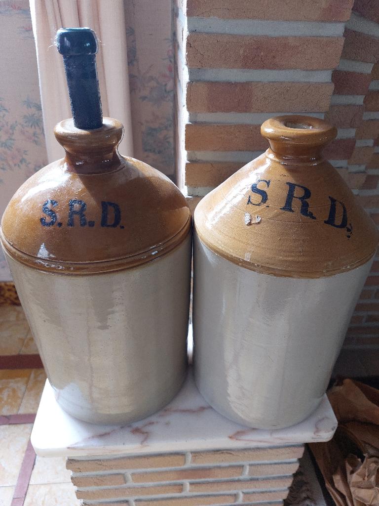 Bocaux à rhum et masque à gaz, Vintage, Enlèvement