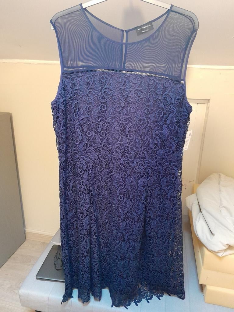 Robe grande taille neuve 48 neuve, Vêtements | Femmes, Enlèvement, Comme neuf