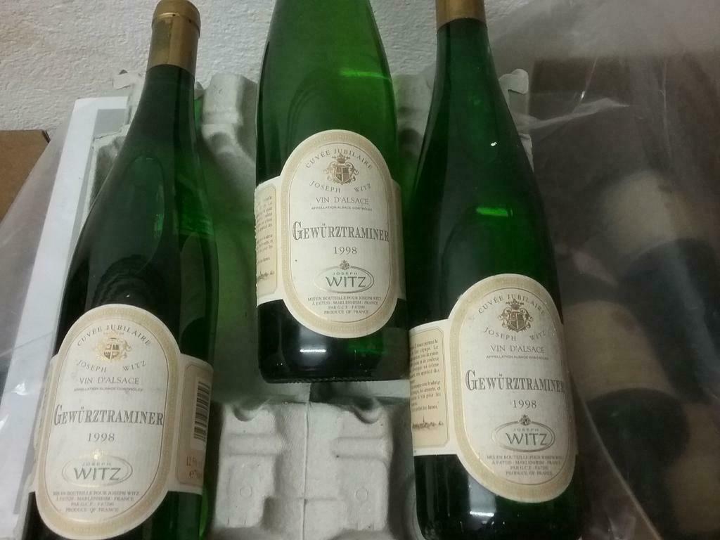 Gewürztraminer Joseph Witz 1998 cuvée  jubilaire , 3 bouteil, Collections, Neuf, Enlèvement ou Envoi, Pleine, Vin blanc