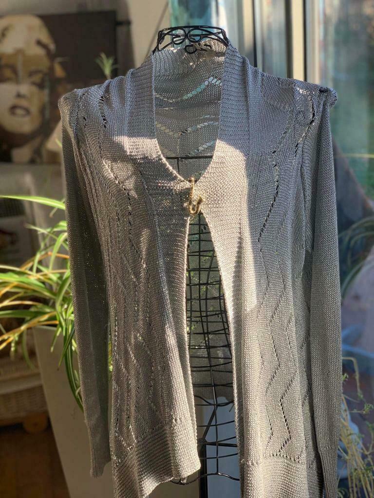 Pull en argent pour les fêtes (Essentiel), Enlèvement ou Envoi, Comme neuf