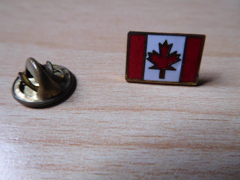 Pin's drapeau canadien, Enlèvement ou Envoi, Utilisé, Insigne ou Pin's