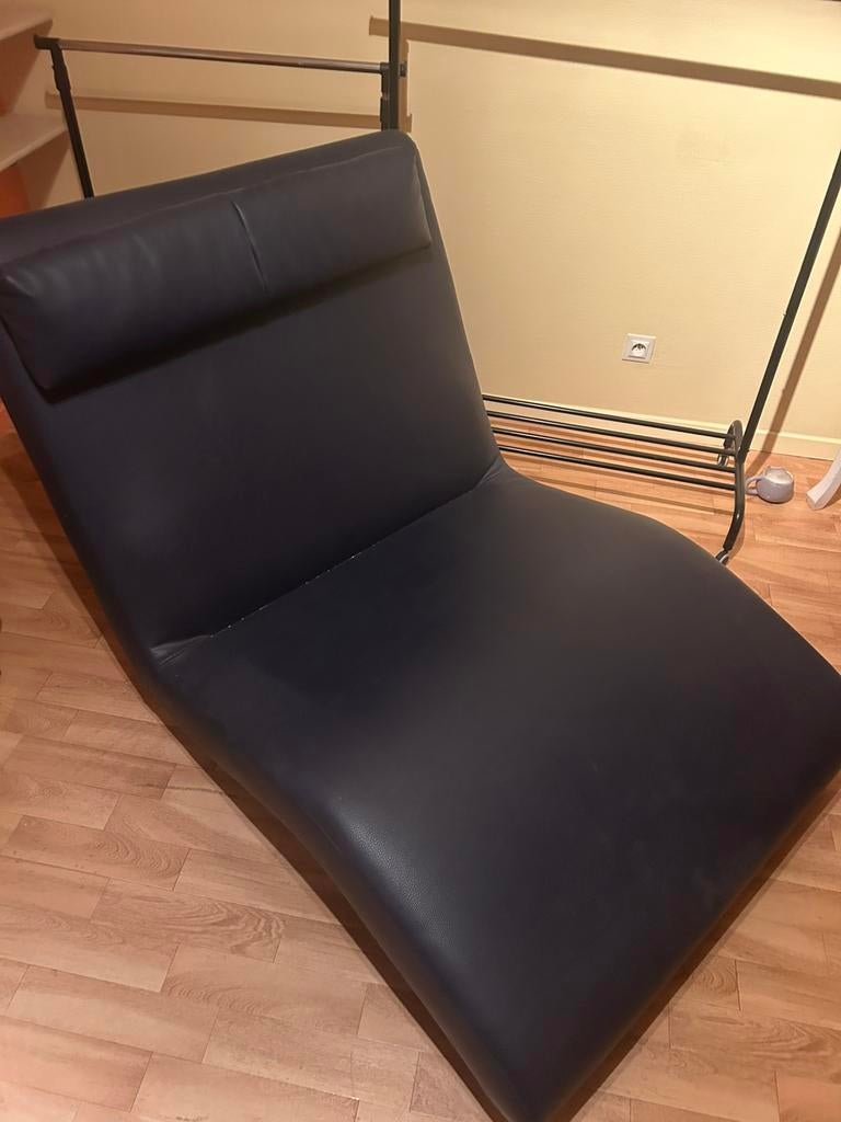 Donker blauwe lounge zetel, Ophalen, Zo goed als nieuw