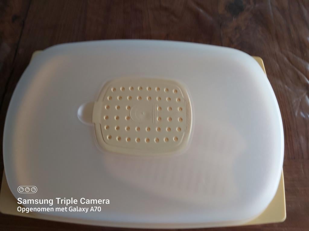Lage kaasdoos, Huis en Inrichting, Keuken | Tupperware, Ophalen of Verzenden, Zo goed als nieuw, Geel, Schaal