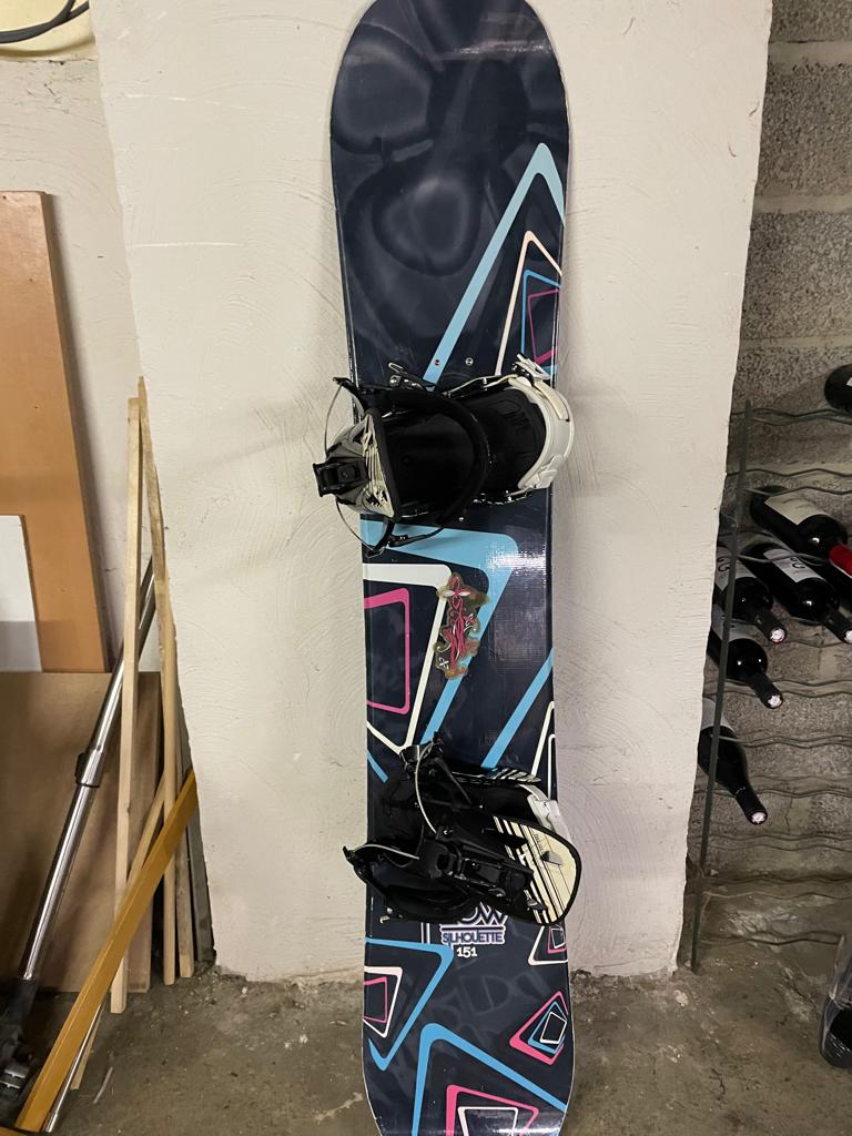 Snowboard Flow + fix Apo met dubbele ingang, Sport en Fitness, Ophalen of Verzenden, Gebruikt, Board