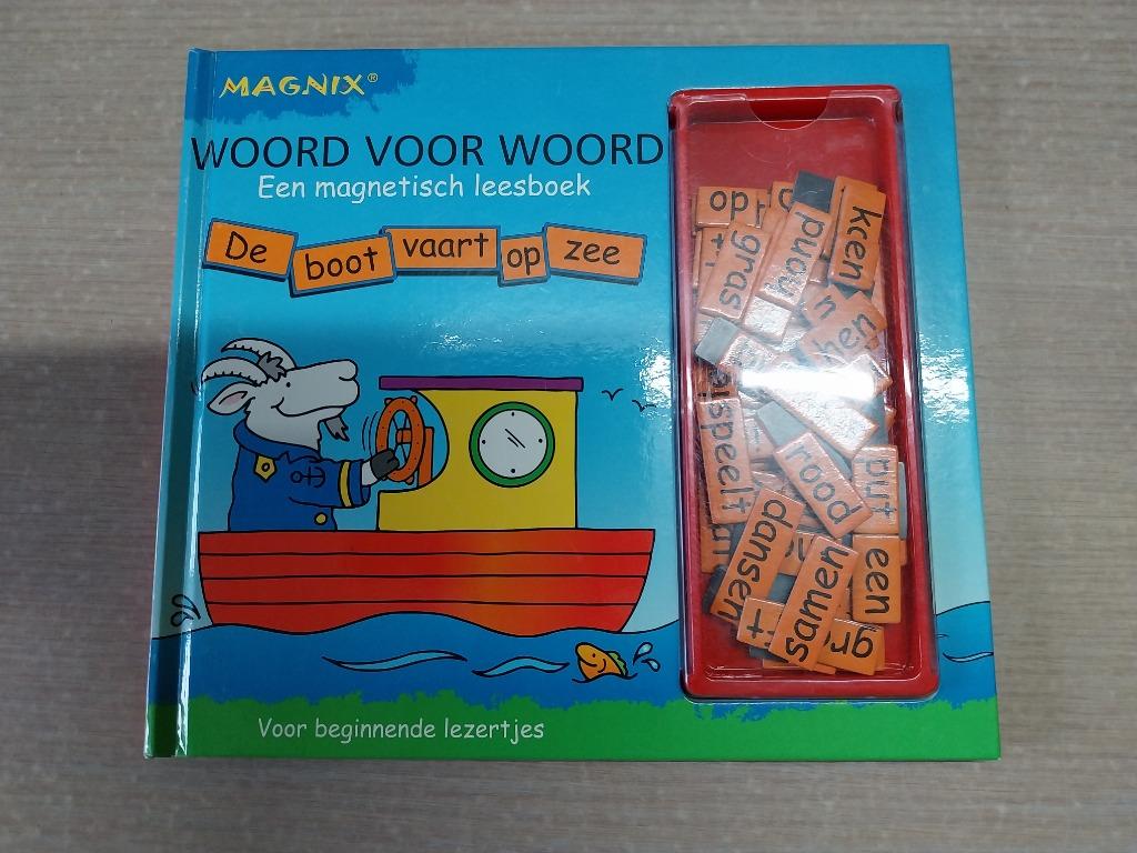 Beginnende lezens magneetboek avi 1, Ophalen, Zo goed als nieuw