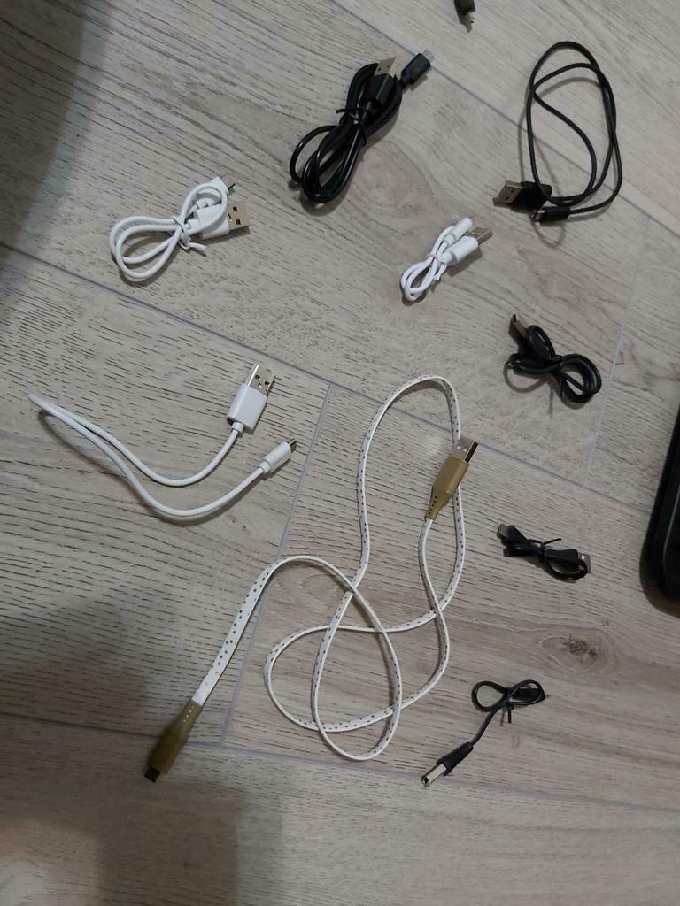 Câbles micro usb, Enlèvement, Comme neuf