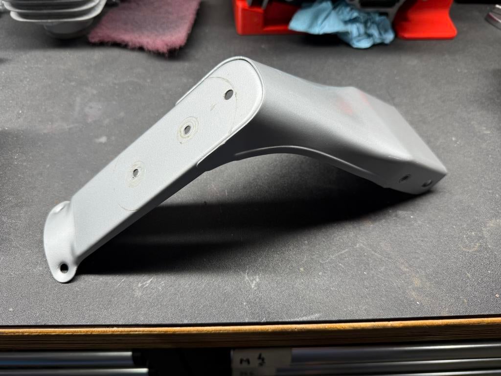 Honda pc50 / ps50 achterlicht-steun, Fietsen en Brommers, Ophalen