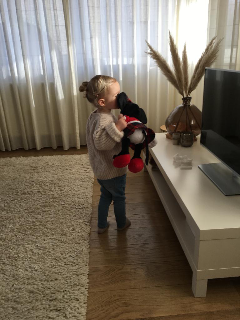 Tv-meubel, Ikea, Ophalen, Overige materialen, Gebruikt, 150 tot 200 cm