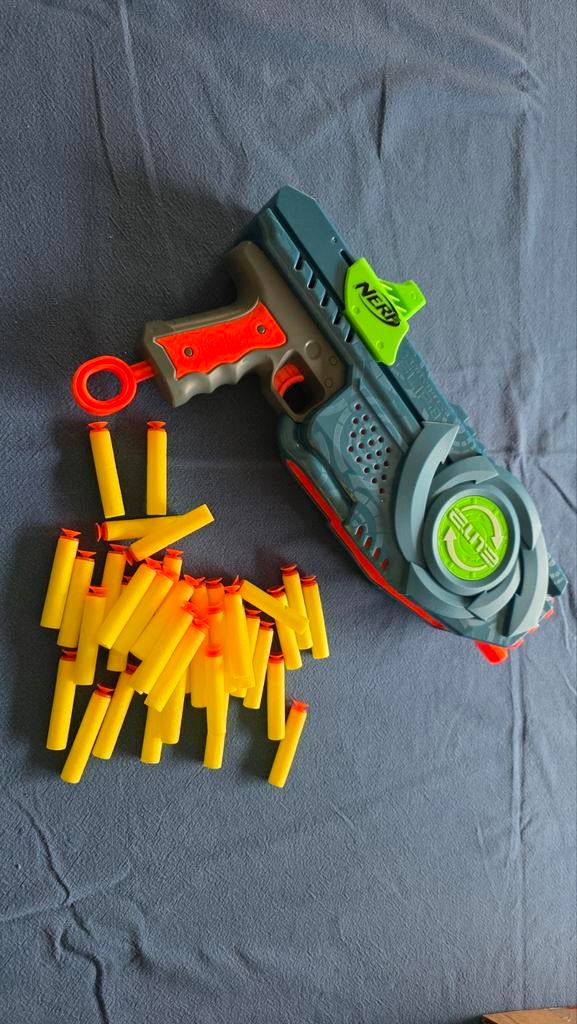 Nieuw Nerf geweer met 40 pijltjes, Ophalen of Verzenden