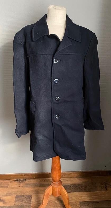 Donkerblauwe vintage mantel maat 50, Kleding | Dames, Verzenden, Zo goed als nieuw, Maat 46/48 (XL) of groter, Blauw