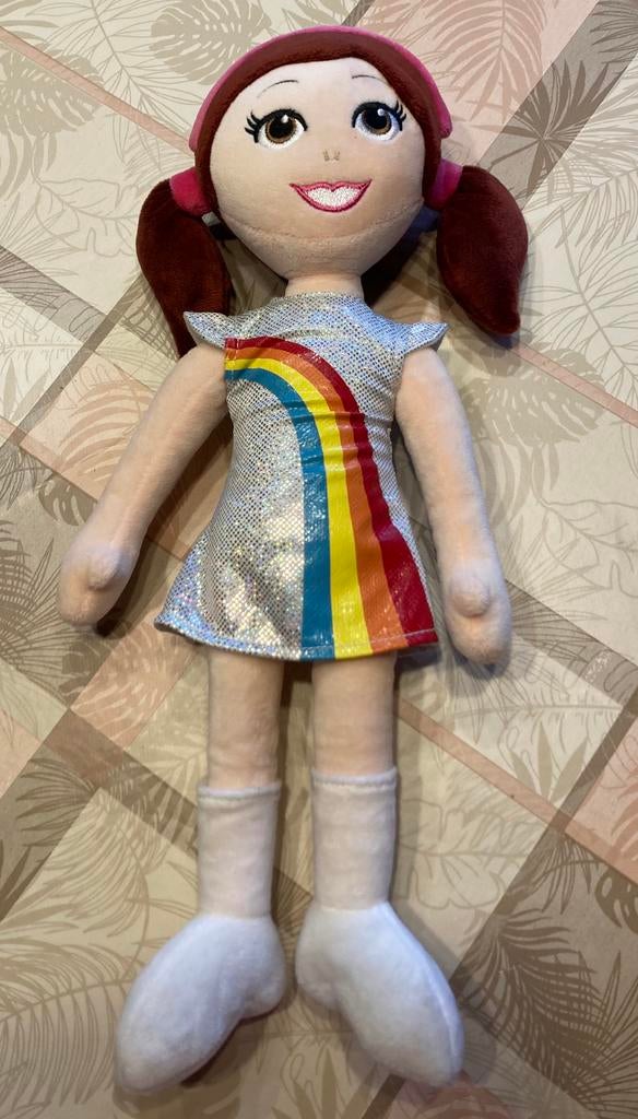Grote stoffen K3 Karen 44 cm pop., Kinderen en Baby's, Speelgoed | Poppen, Ophalen of Verzenden, Zo goed als nieuw, Overige typen
