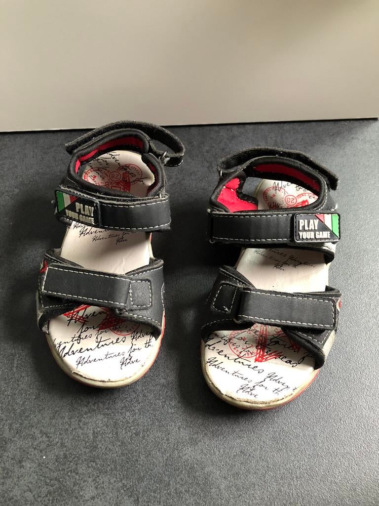 Sandalen jongens maatje 28., Ophalen of Verzenden, Zo goed als nieuw