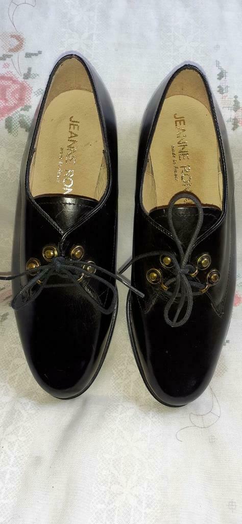 Chaussures dame cuir noir  plate à lacets pt 36 (ref n 14), Vêtements | Femmes, Enlèvement ou Envoi, Neuf, Noir
