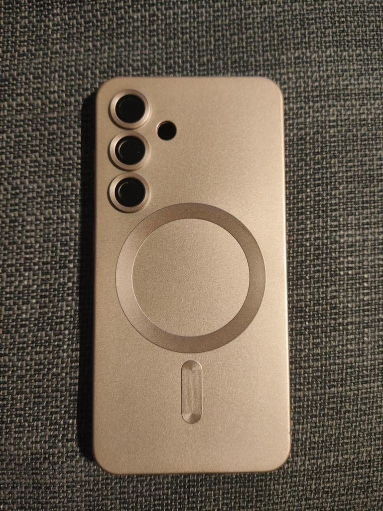 Matte siliconen magnetische hoes voor Samsung Galaxy S24/S25, Ophalen of Verzenden, Zo goed als nieuw, Overige modellen, Frontje of Cover