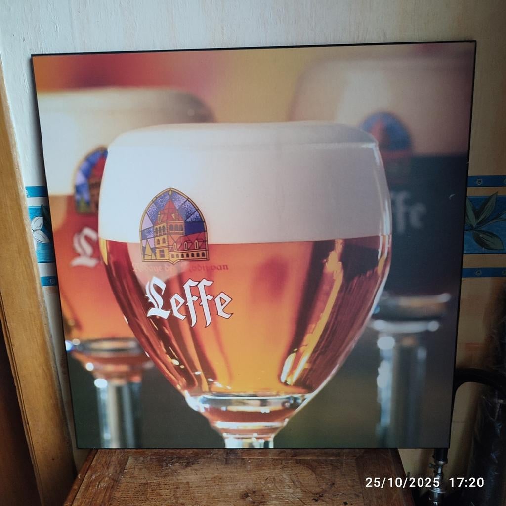 Plaque en bois ,  bière LEFFE ., Collections, Marques de bière, Enlèvement, Comme neuf, Panneau, Plaque ou Plaquette publicitaire
