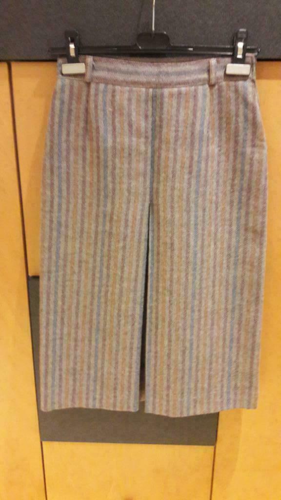 Jupe droite rayée en laine (petit 38), Vêtements | Femmes, Gris, Taille 36 (S), Comme neuf, Enlèvement