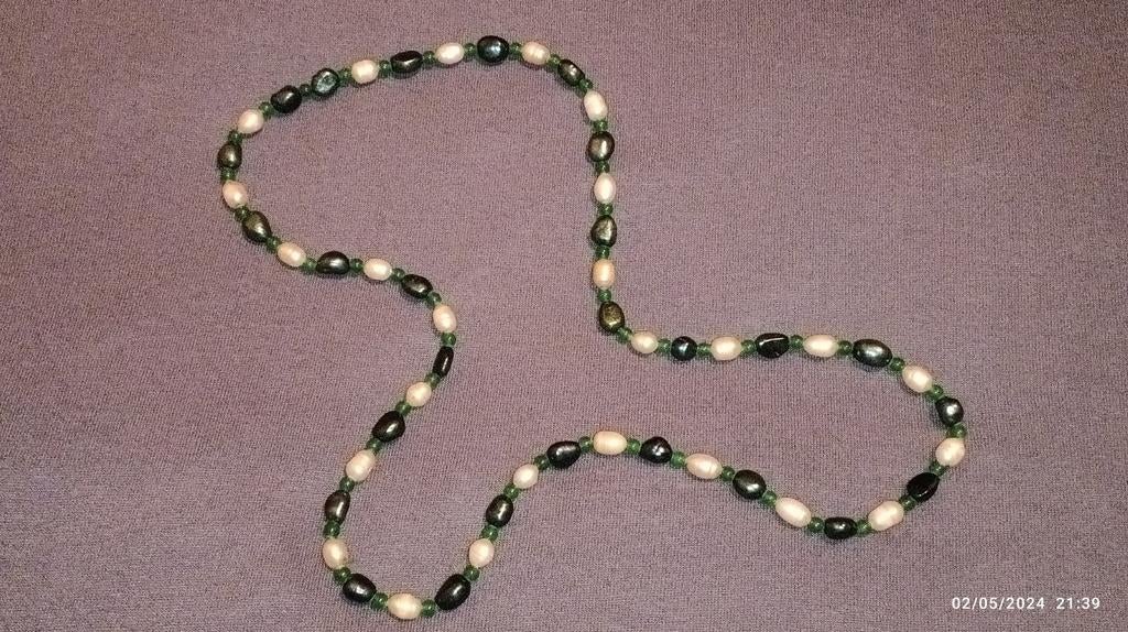 Ancien collier avec perles, Enlèvement ou Envoi, Neuf, Pierre ou Minéral