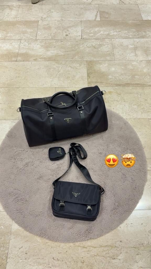 Prada, Enlèvement ou Envoi, Neuf