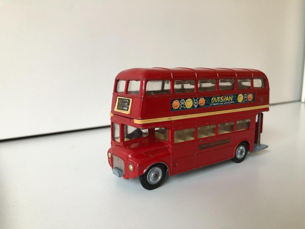 Corgi Toys Routemaster, Ophalen of Verzenden, Zo goed als nieuw, Bus of Vrachtwagen, Corgi