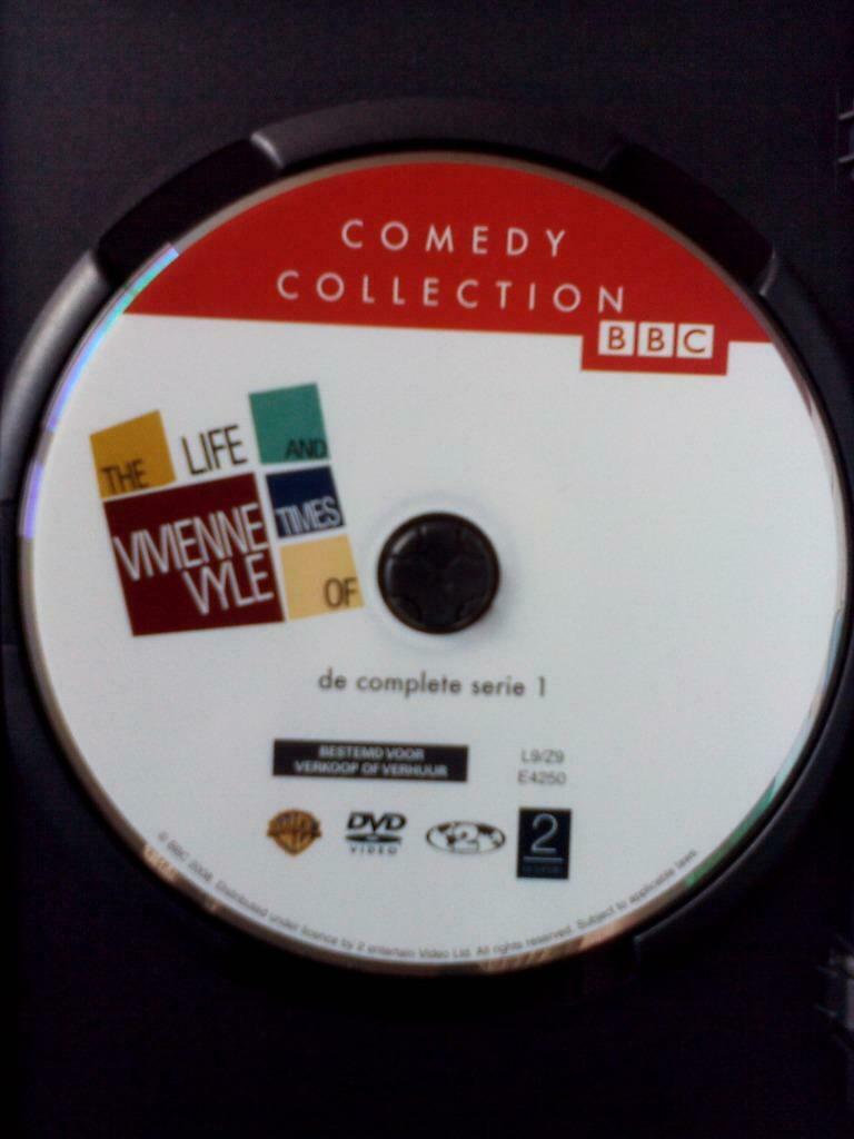 THE LIFE AND TIMES OF VIVIENNE VYLE. DVD. Comedy., Vanaf 6 jaar, Ophalen of Verzenden, Overige genres