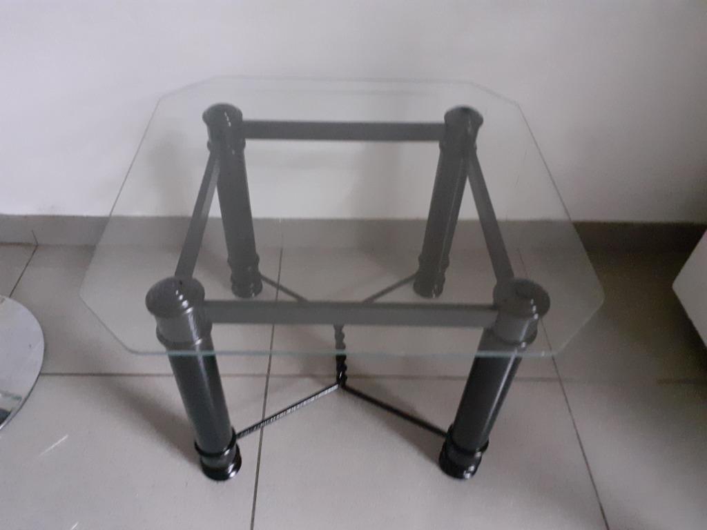 PETITE TABLE STYLE INDUSTRIEL VERRE/METAL, Maison & Meubles, Verre, 50 à 100 cm, Carré, Enlèvement