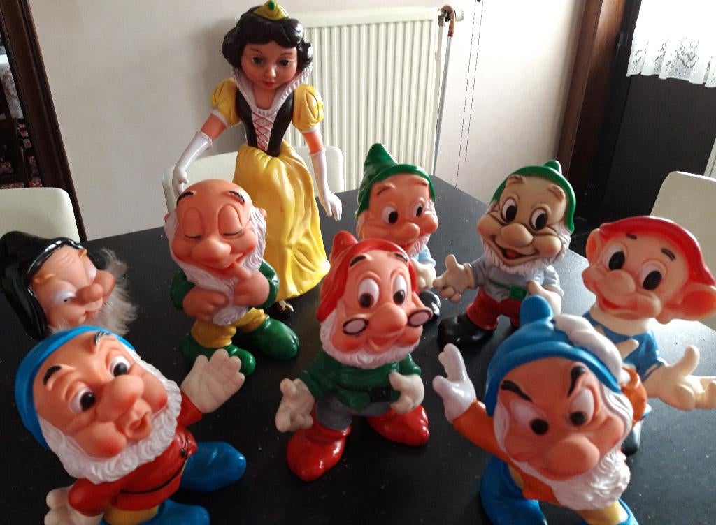 Sneeuwwitje + dwergen, Kinderen en Baby's, Ophalen of Verzenden, Zo goed als nieuw, Jongen of Meisje