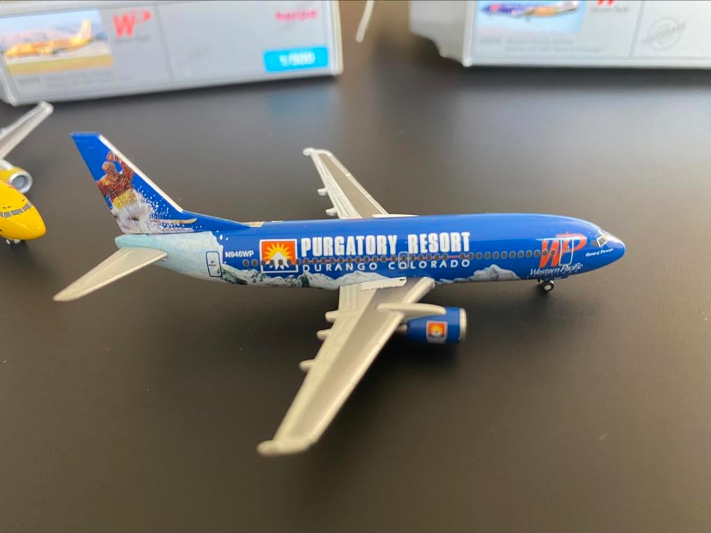 Western Pacific Airlines 2x Boeing 737-300 Herpa Wings 1/500, Verzamelen, Luchtvaart en Vliegtuigspotten, Zo goed als nieuw