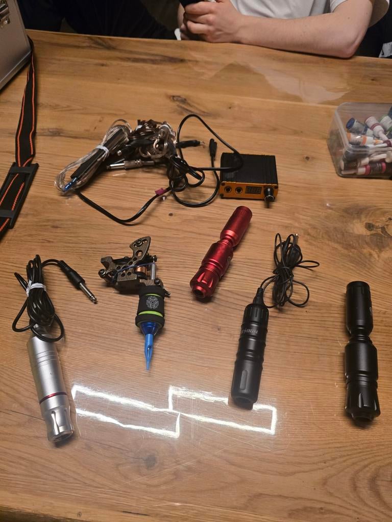 Tattoo materiaal, Hobby en Vrije tijd, Tekenen, Ophalen