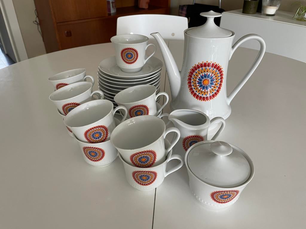 Koffieservies, Enlèvement