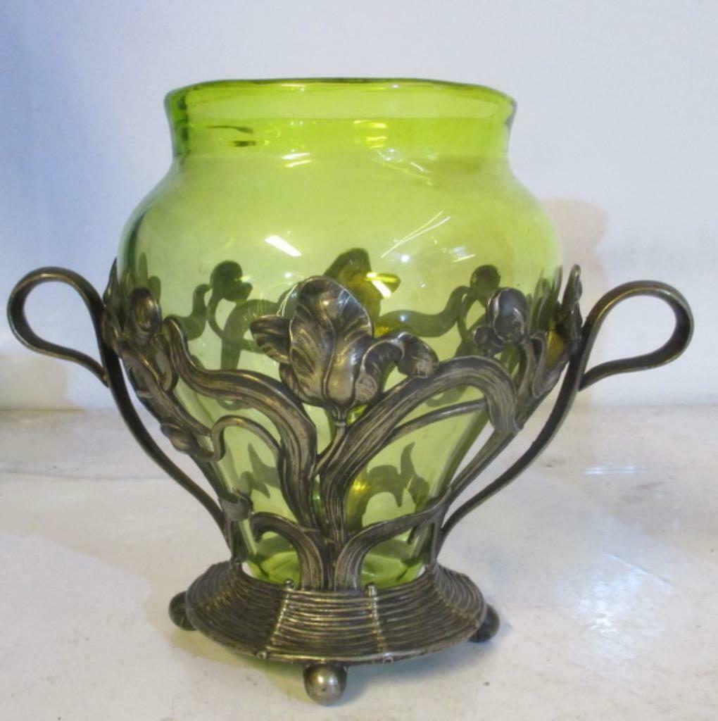 vase rose en verre vert art nouveau avec support WMF 20, Envoi