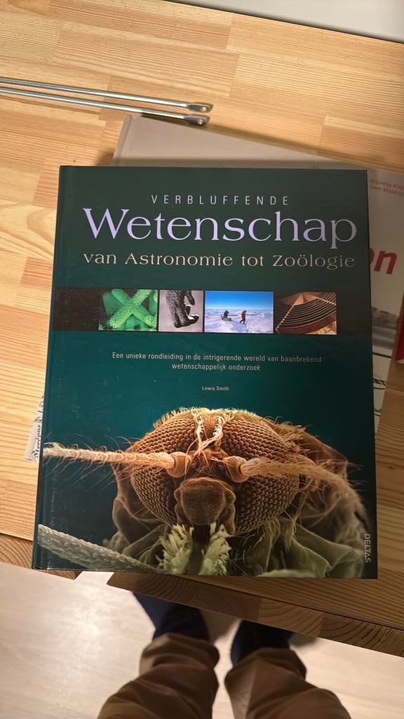 Verbluffende wetenschap van astronomie tot zoölogie, Livres, Science, Enlèvement