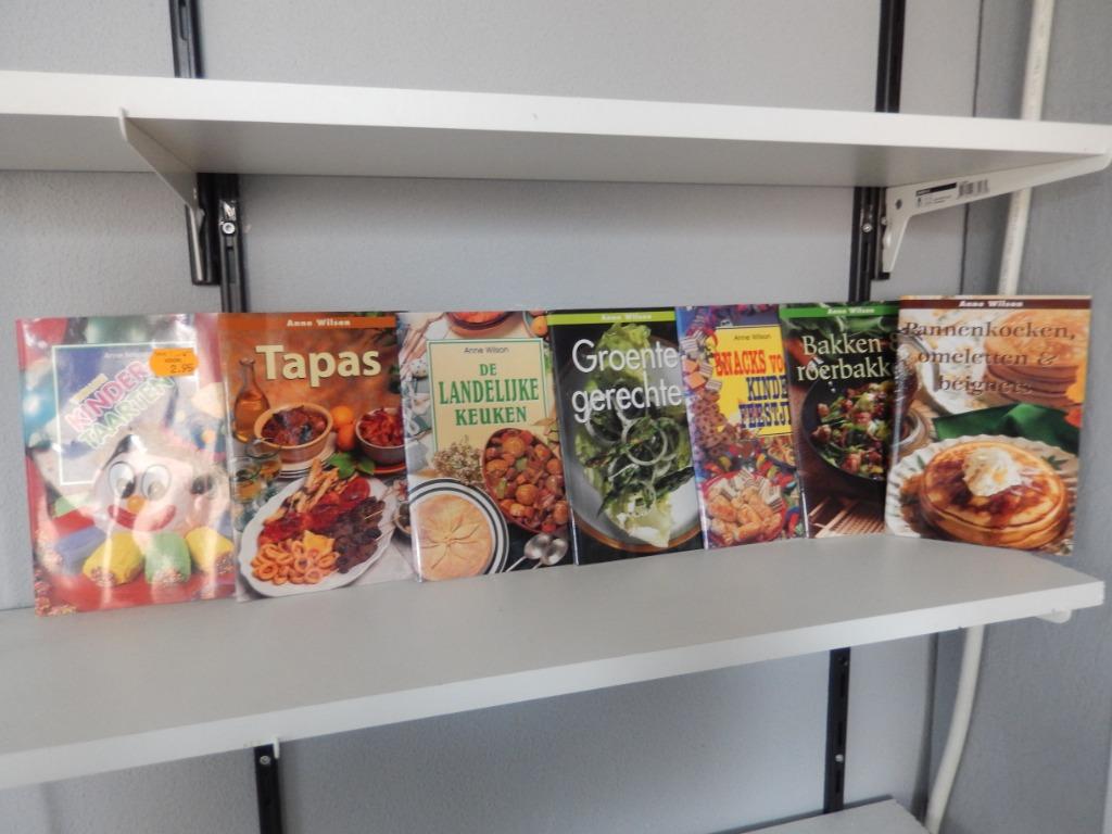 7 Kookboekjes van Anna Wilson (zgan), Boeken, Ophalen, Zo goed als nieuw