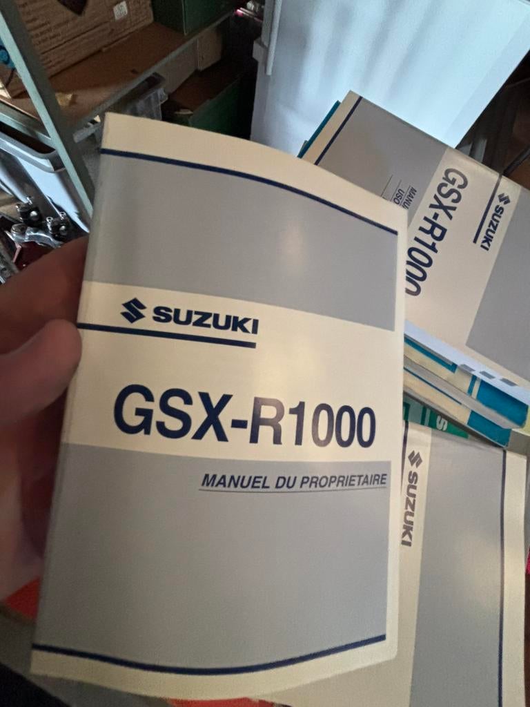 Manuel d'utilisation de la Suzuki GSxR 1100 en français, Motos, Modes d'emploi & Notices d'utilisation, Enlèvement ou Envoi, Suzuki