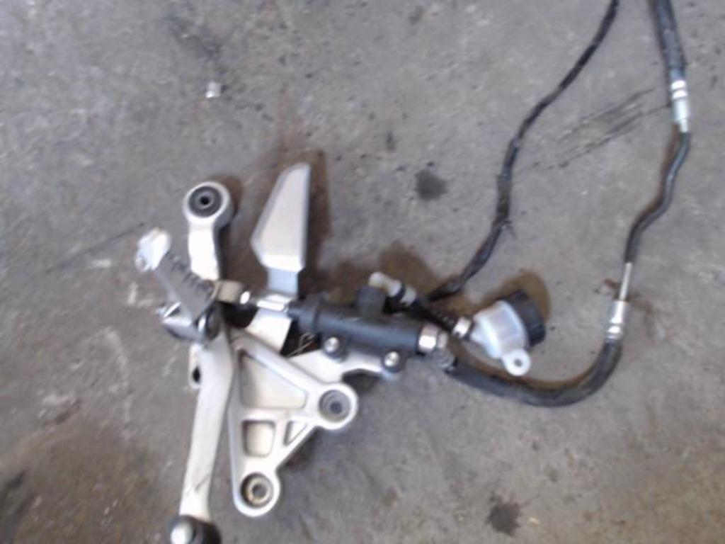 Pédale de frein arrière Yamaha MT LP/13873, Enlèvement ou Envoi, Utilisé