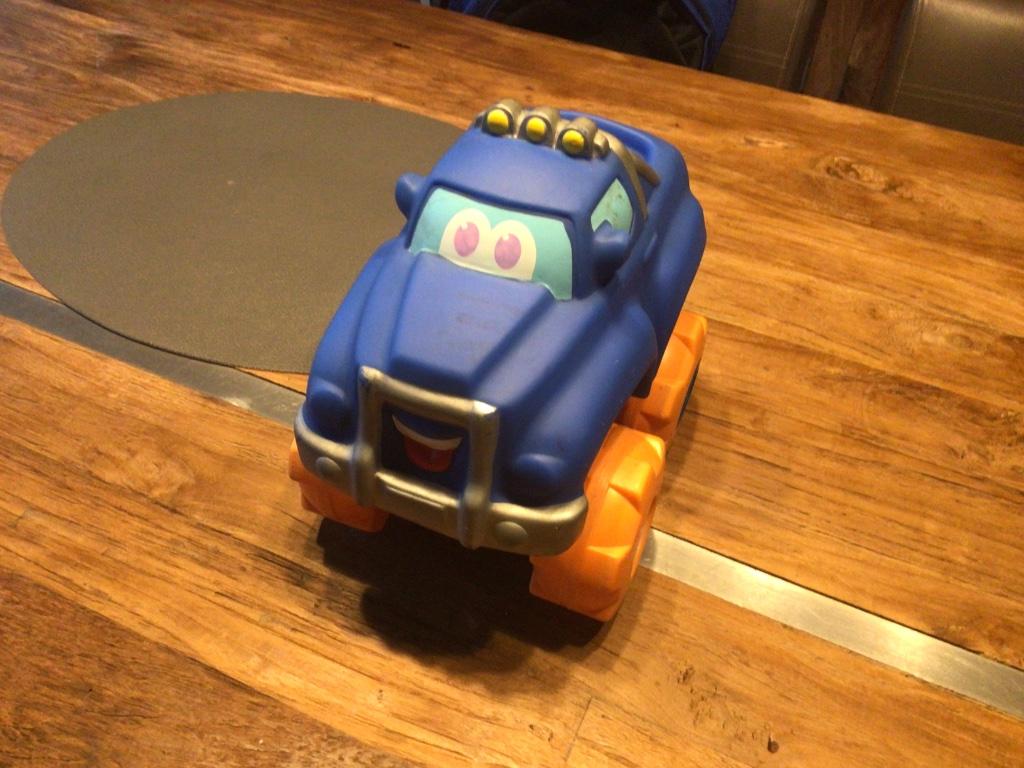 Playskool auto met motorgeluid, Kinderen en Baby's, Speelgoed |Speelgoedvoertuigen, Ophalen of Verzenden, Gebruikt