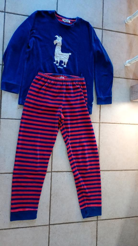 Pyjama Woody taille 152, Enfants & Bébés, Garçon ou Fille, Enlèvement ou Envoi, Vêtements de nuit ou Sous-vêtements, Utilisé
