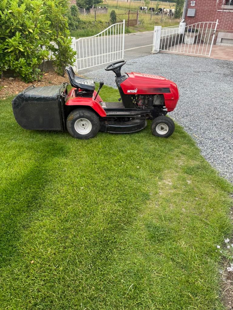 Tracteur tondeuse, Enlèvement ou Envoi, Utilisé, Bac de ramassage, 90 à 120 cm