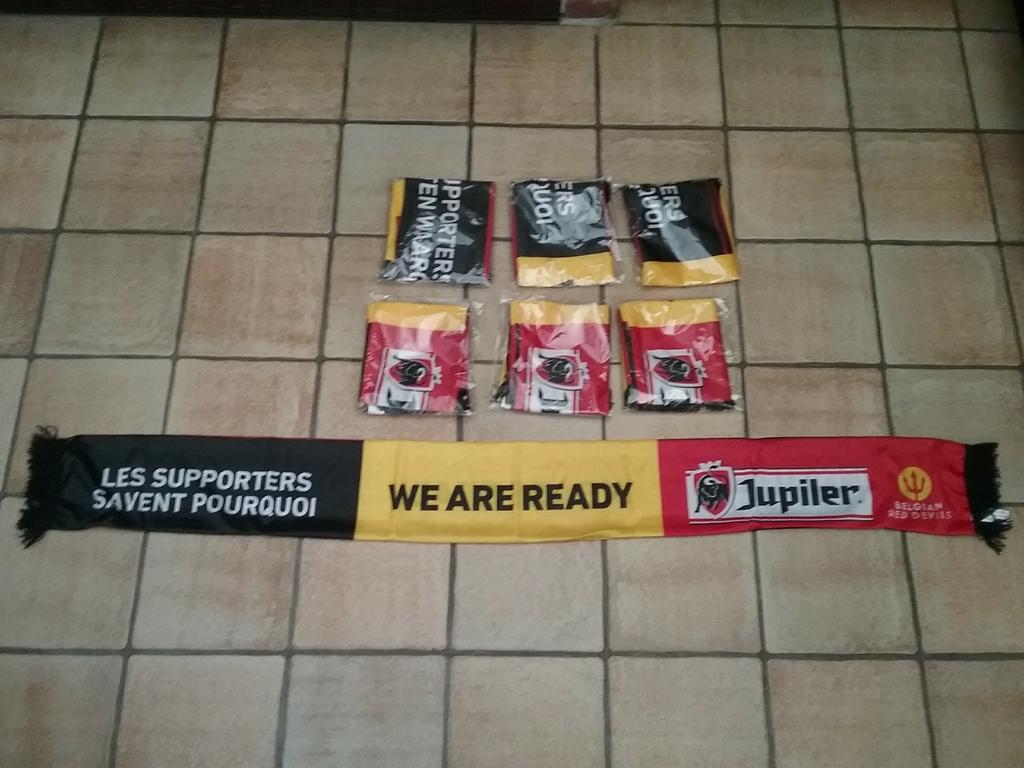 Echarpes Red Devil Jupiler, Vêtements | Hommes, Enlèvement ou Envoi, Neuf