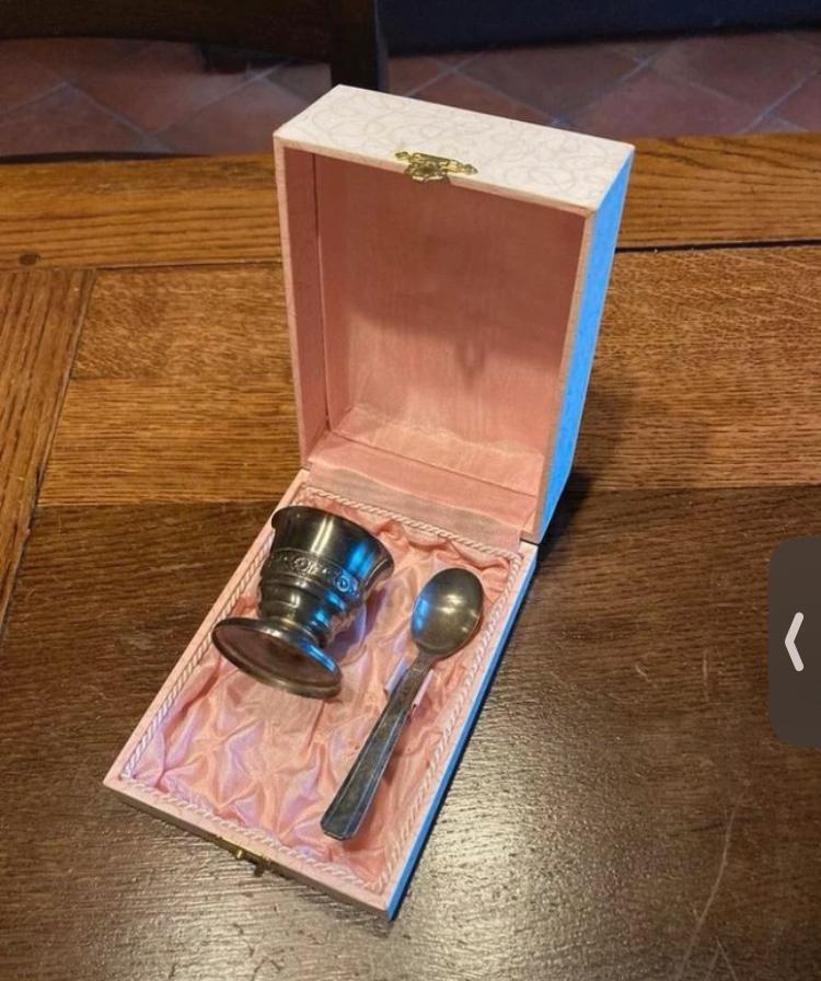 Coquetier ancien avec cuillère - verre à liqueur - Coquetier, Enlèvement ou Envoi