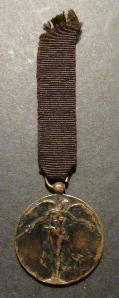 WO1 "Victory" medaille met bruin lint, Verzamelen, Ophalen, Overige soorten, Lintje, Medaille of Wings
