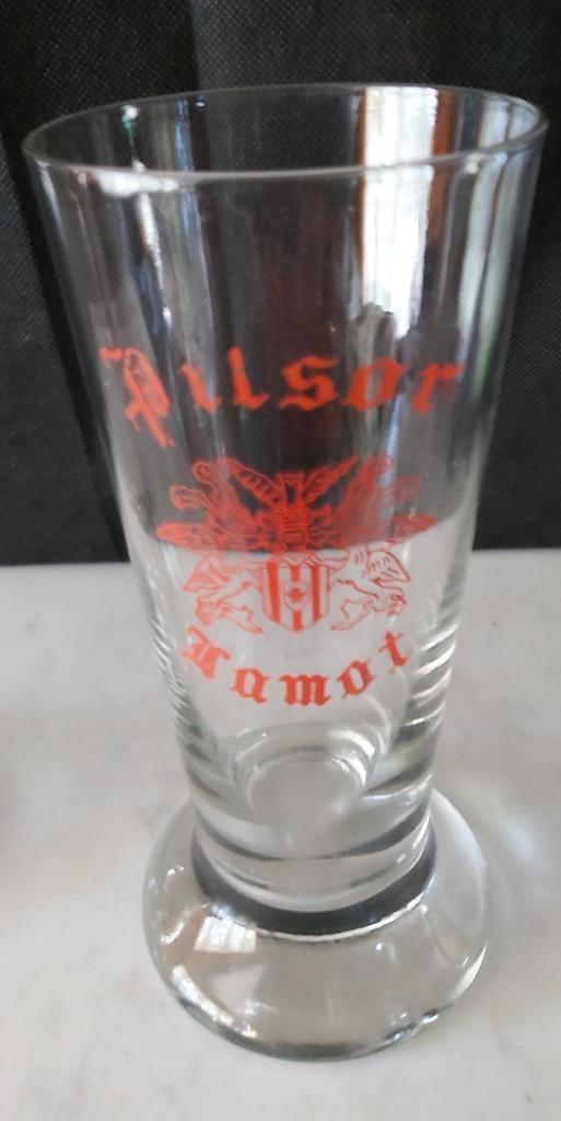 Pilsor Lamot oud glas
Tekst hoger, Verzamelen, Ophalen of Verzenden, Zo goed als nieuw